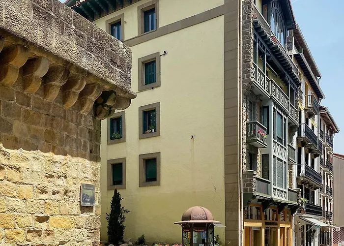 Apartamento Earra - Casa Fabiola, Centro Y A 2 Min De La Playa *