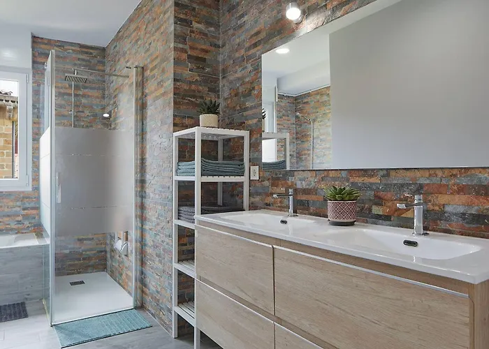 Earra - Casa Fabiola, Centro Y A 2 Min De La Playa Apartment *