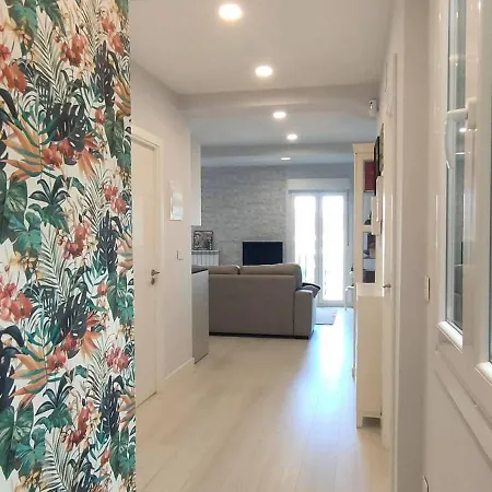 Earra - Casa Fabiola, Centro Y A 2 Min De La Playa Apartamento
