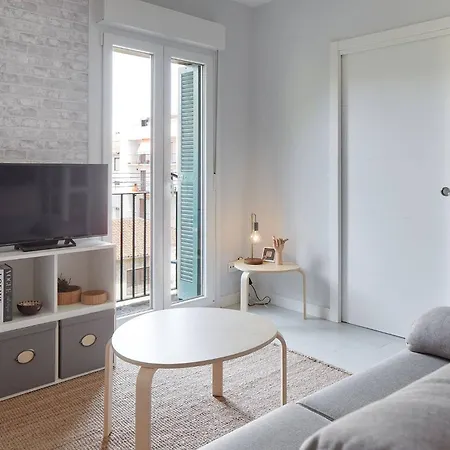 Apartamento Earra - Casa Fabiola, Centro Y A 2 Min De La Playa Zarautz